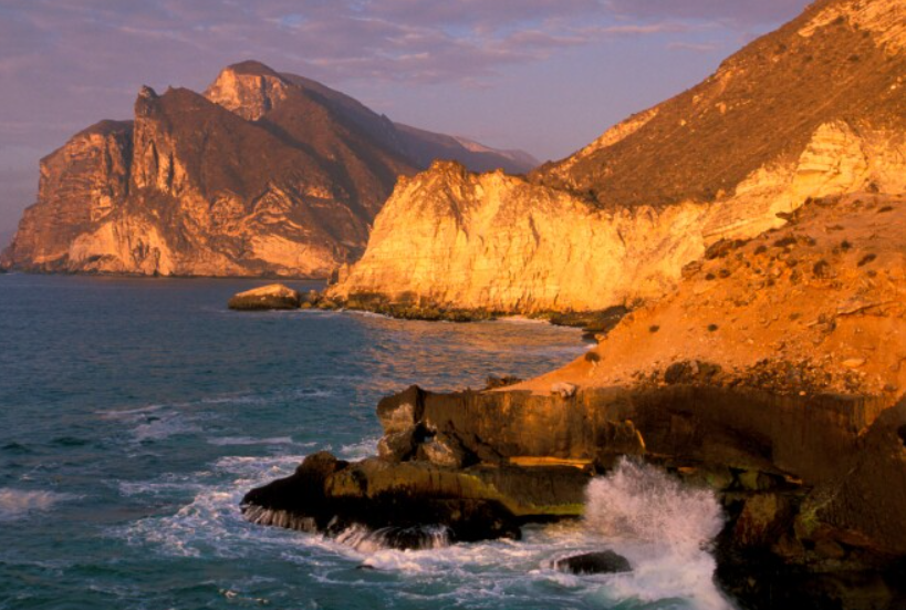 Al Mughsail Beach &amp; Blowholes, Salalah, Dhofar Region, Oman